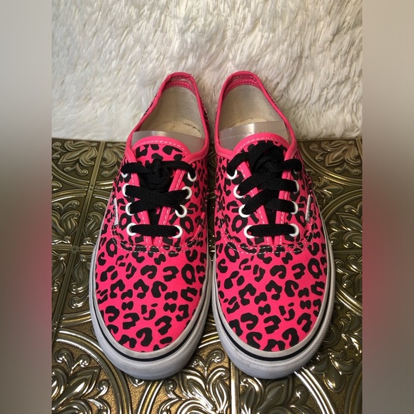 Vans Pink and Black Leopard Sneakers size 3 - Picture 6 of 16